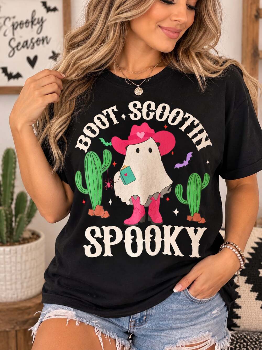 Gildan Boot Scootin Spooky Cowboy Ghost Size L Black Graphic T-Shirt